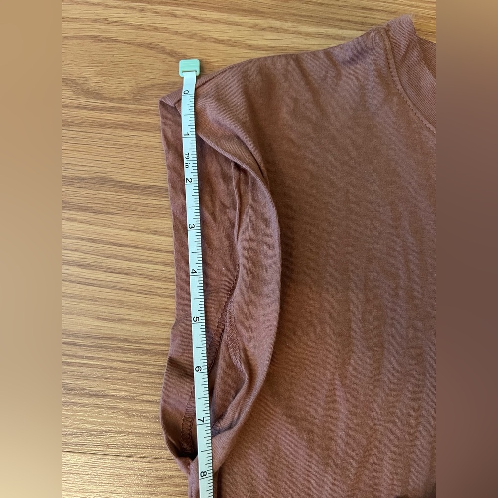 Asymmetrical Drape Muscle Tee - Picture 6 of 8